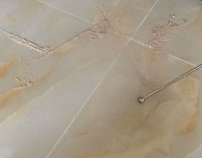 兴安盟瓷砖空鼓维修公司分享粘合剂选择不当在瓷砖铺贴过程中可能导致以下问题